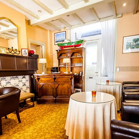 Ξενοδοχείο Malecot By F-hotels