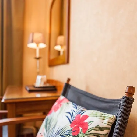 Ξενοδοχείο Malecot By F-hotels 3*