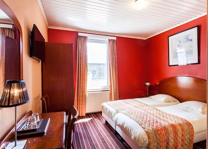 Malecot By F-hotels 3*